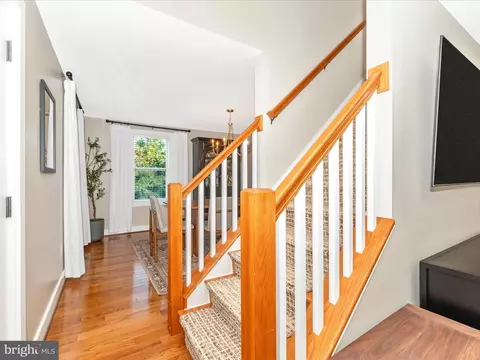 Entry Way - 4533 Mountville Rd, Frederick, MD 21703 photo 2 of 6