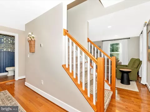 Entry Way - 4533 Mountville Rd, Frederick, MD 21703 photo 3 of 6