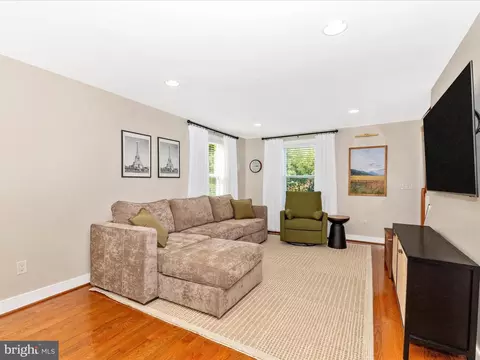 Living - 4533 Mountville Rd, Frederick, MD 21703 photo 1 of 5