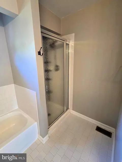 5226 Kingsbrook Dr, Frederick, MD 21703 photo 27