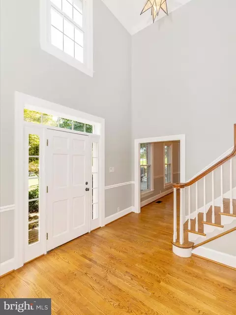 9010 Mountainberry Cir, Frederick, MD 21702 photo 5