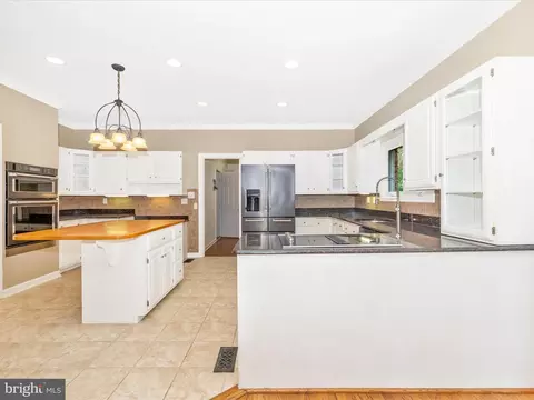 9010 Mountainberry Cir, Frederick, MD 21702 photo 20
