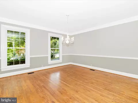 9010 Mountainberry Cir, Frederick, MD 21702 photo 12