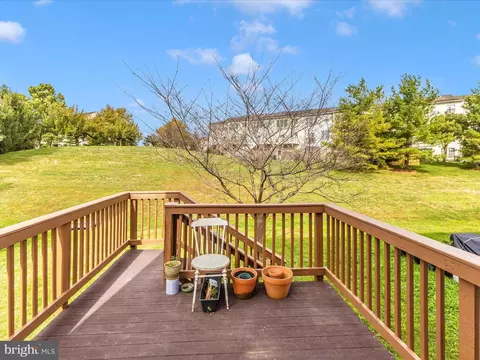 Exterior - 2601 Emerson Dr, Frederick, MD 21702 photo 6 of 10