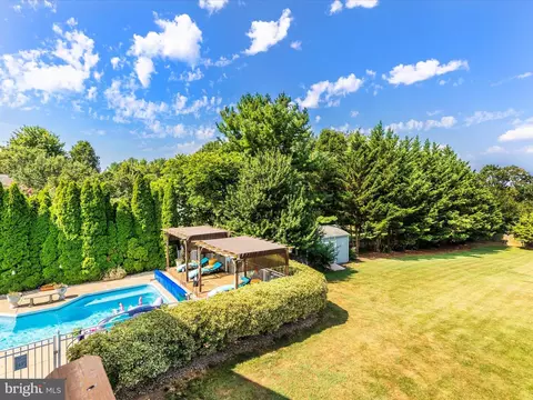 Exterior - 7996 Pleasant Ct, Frederick, MD 21701 photo 1 of 12