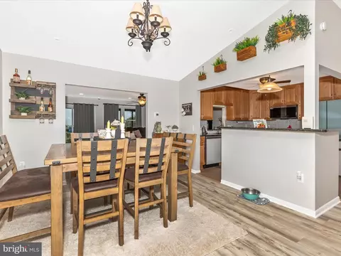 Dining - 7996 Pleasant Ct, Frederick, MD 21701 photo 3 of 4