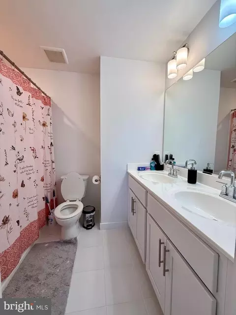 Bath - 1315 Marsalis Pl, Frederick, MD 21702 photo 3 of 3
