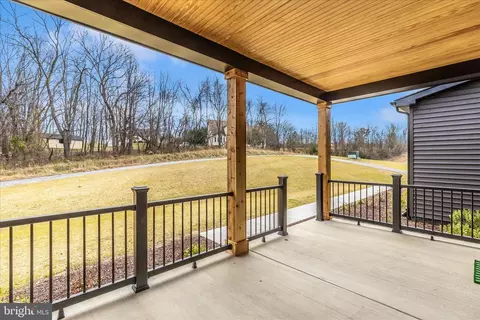 7750 Everett Dr, Mount Airy, MD 21771 photo 6