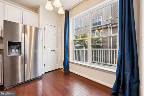 6146 Murray Ter, Frederick, MD 21703 photo 6