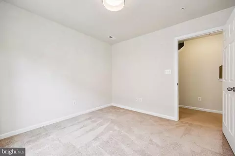 6146 Murray Ter, Frederick, MD 21703 photo 23