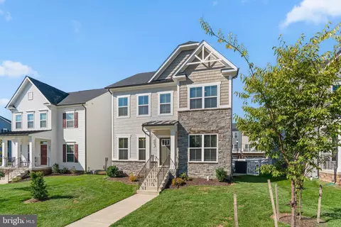 Exterior - 203 Baughmans Ln, Frederick, MD 21702 photo 6 of 6