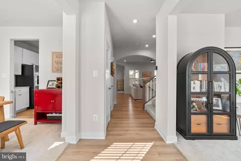 Entry Way - 203 Baughmans Ln, Frederick, MD 21702 photo 1 of 21
