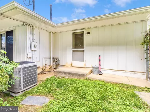 Exterior - 104 Evergreen Ct, Frederick, MD 21701 photo 13 of 13