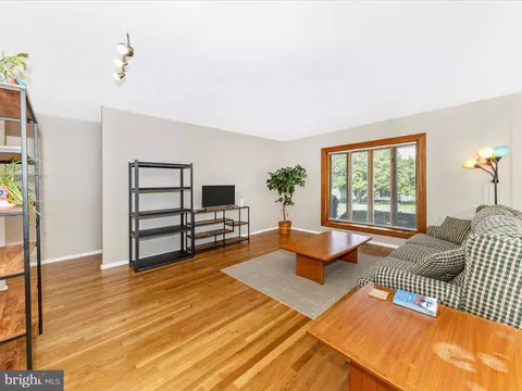 Living - 104 Evergreen Ct, Frederick, MD 21701 photo 1 of 8
