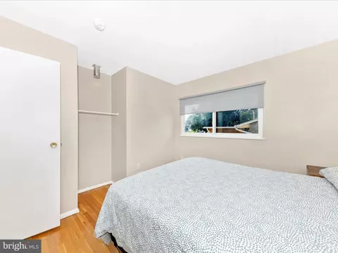 Bedroom - 104 Evergreen Ct, Frederick, MD 21701 photo 5 of 8