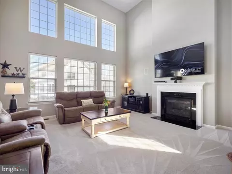 Living - 6200 Payton Way, Frederick, MD 21703 photo 2 of 3