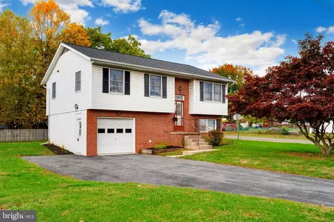 201 S 2nd St, Woodsboro, MD 21798