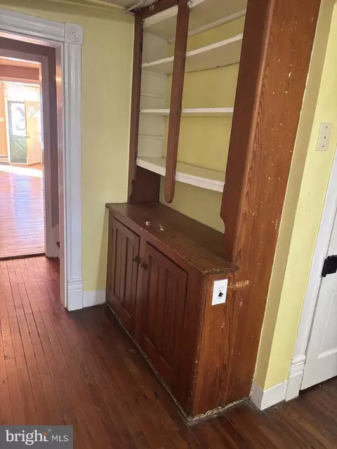 Entry Way - 121 4th St, Frederick, MD 21701 photo 1 of 3