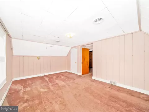 Bedroom - 203 Magnolia Ave, Frederick, MD 21701 photo 4 of 8