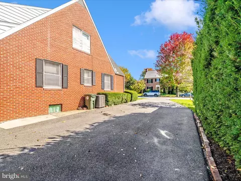 Exterior - 203 Magnolia Ave, Frederick, MD 21701 photo 7 of 9