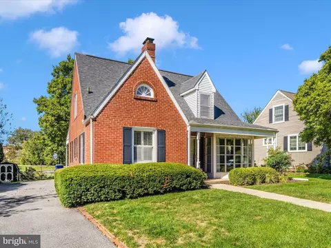 Exterior - 203 Magnolia Ave, Frederick, MD 21701 photo 2 of 9