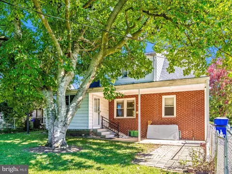 Exterior - 203 Magnolia Ave, Frederick, MD 21701 photo 4 of 9