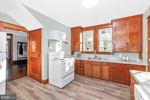 Kitchen - 9 3rd Ave, Brunswick, MD 21716 photo 2 of 2