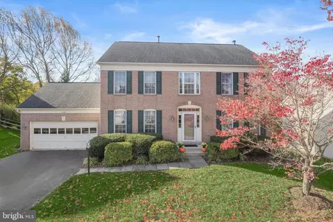 11207 Bramblewood Ct, Ijamsville, MD 21754