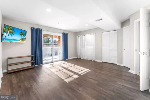 7149 Oberlin Cir, Frederick, MD 21703 photo 5