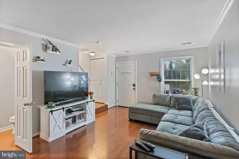 Entry Way - 584 Cotswold Ct, Frederick, MD 21703 photo 2 of 5