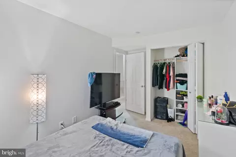Bedroom - 584 Cotswold Ct, Frederick, MD 21703 photo 6 of 7