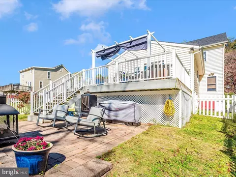 Exterior - 620 E St, Brunswick, MD 21716 photo 6 of 27
