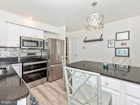 Kitchen - 620 E St, Brunswick, MD 21716 photo 5 of 7