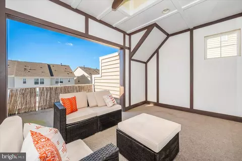 Exterior - 1133 Holden Rd, Frederick, MD 21701 photo 3 of 18