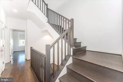 Entry Way - 1133 Holden Rd, Frederick, MD 21701 photo 10 of 15