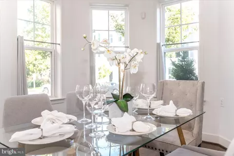 Dining - 1133 Holden Rd, Frederick, MD 21701 photo 4 of 4
