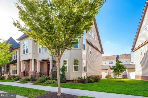Exterior - 1133 Holden Rd, Frederick, MD 21701 photo 14 of 18