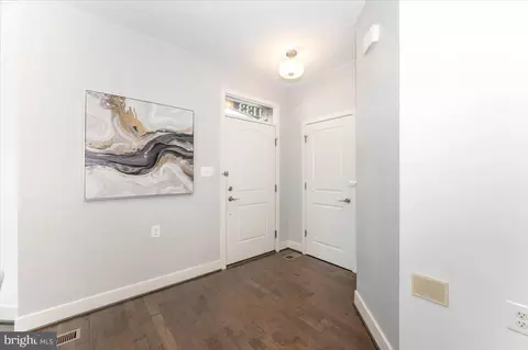 Entry Way - 1133 Holden Rd, Frederick, MD 21701 photo 1 of 15