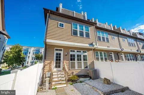 Exterior - 1133 Holden Rd, Frederick, MD 21701 photo 4 of 18