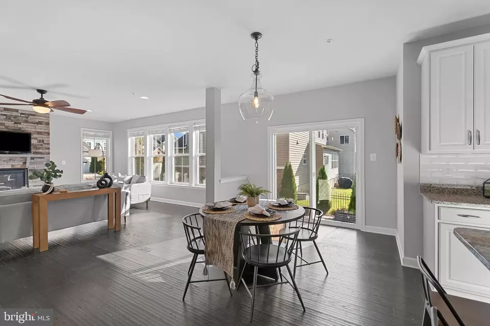 Dining - 815 Holden Rd, Frederick, MD 21701 photo 3 of 3