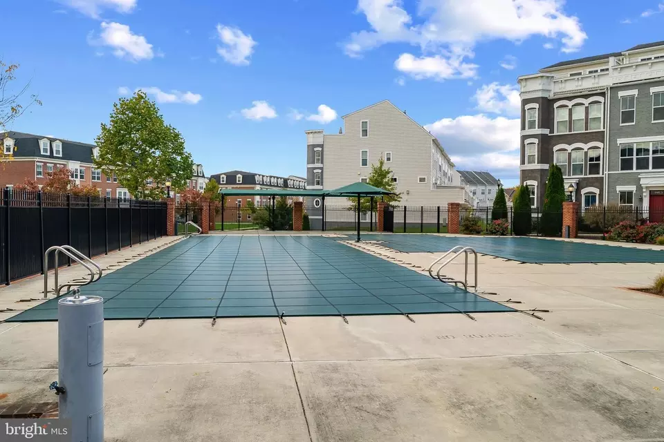 Exterior - 815 Holden Rd, Frederick, MD 21701 photo 10 of 10