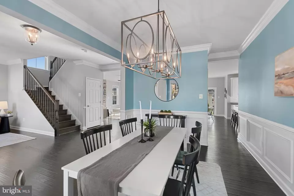 Entry Way - 815 Holden Rd, Frederick, MD 21701 photo 3 of 12