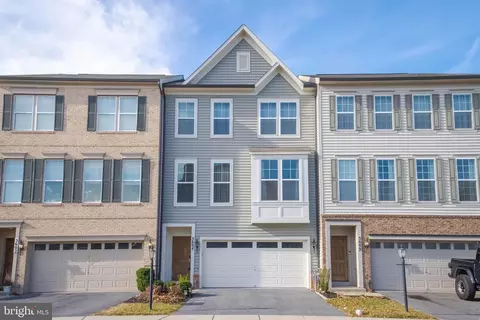 5604 Scott Ridge Pl, Frederick, MD 21704