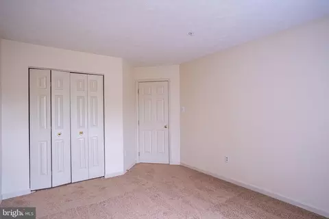 4910 Edgeware Ter, Frederick, MD 21703 photo 16