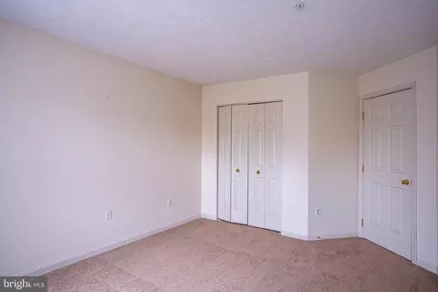 4910 Edgeware Ter, Frederick, MD 21703 photo 17
