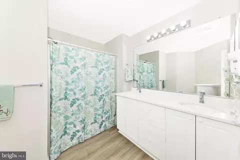 Bath - 591 Cawley Dr #1-3D, Frederick, MD 21703 photo 1 of 3