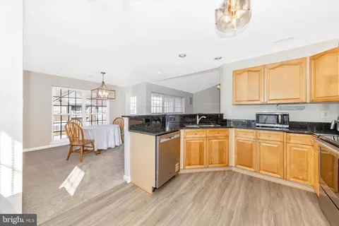 Kitchen - 591 Cawley Dr #1-3D, Frederick, MD 21703 photo 4 of 4