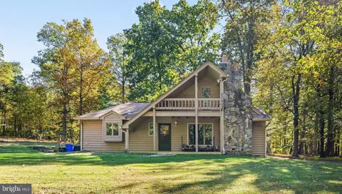 23823 Peaceful Ridge Rd, Smithsburg, MD 21783