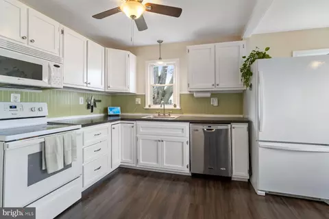 814 Montclaire Ave, Frederick, MD 21701 photo 11