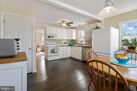 814 Montclaire Ave, Frederick, MD 21701 photo 12